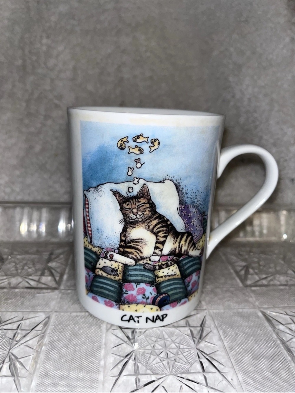 Gary Patterson’s Classic  ‘Cat Nap’  Vintage Design on Large Mug